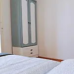 Charlie Apartment *